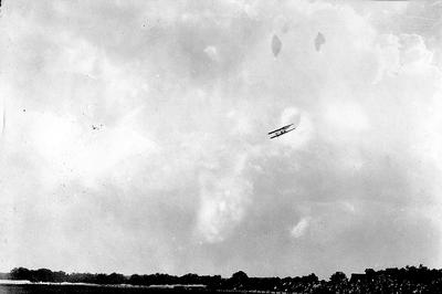 Exhibition crowd (3 of 9)