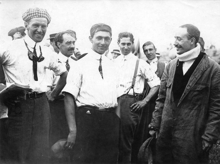left to right: Frank Coffyn, Duval La Chapelle, Walter Brookins, Roy Knabenshue, Jacques de Lesseps and others at an unidentified air meet.