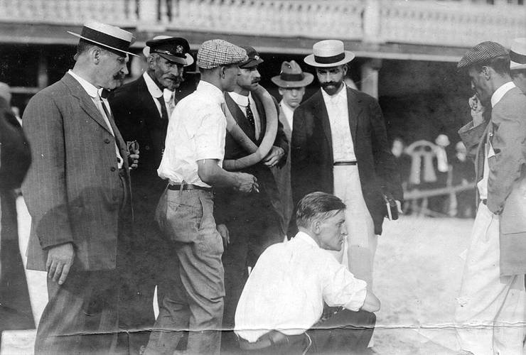 Walter Brookins (3rd from right), Glenn Curtiss(4th from left) Frank Coffyn (5th from left), Augustus Post (6th from left) with unidentified men at Atlantic City, New Jersey.