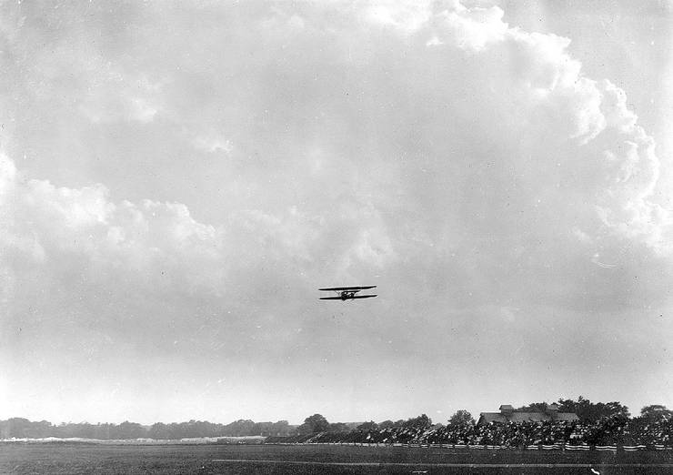 Wright transitional in flight at an air meet.