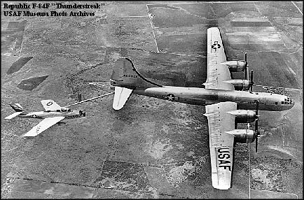 Republic F-84F Thunderstreak refueling