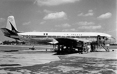 HH-104 Comet