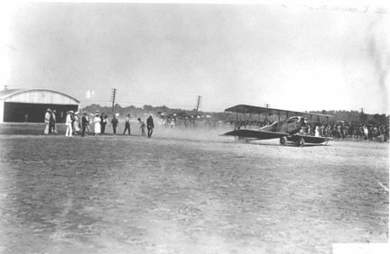 Standard mail plane