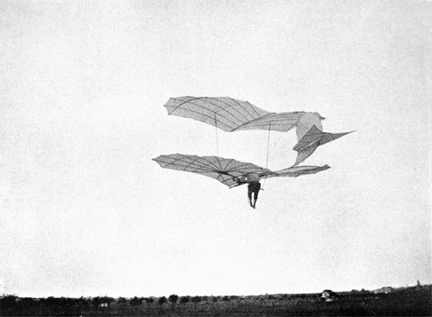 Lilienthal shifts his body to move the glider to the right.